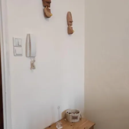 Spot * Ermoúpoli
